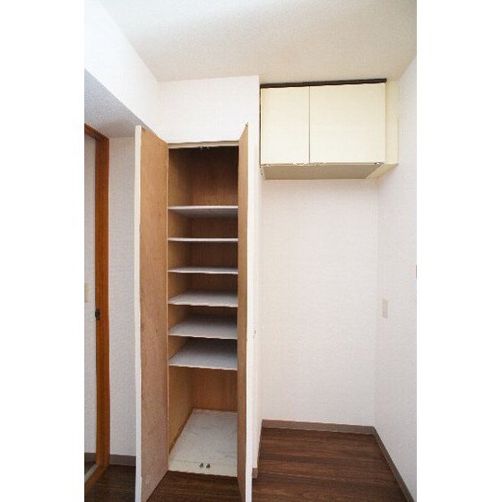 ルミエール中居　壱番館の物件内観写真