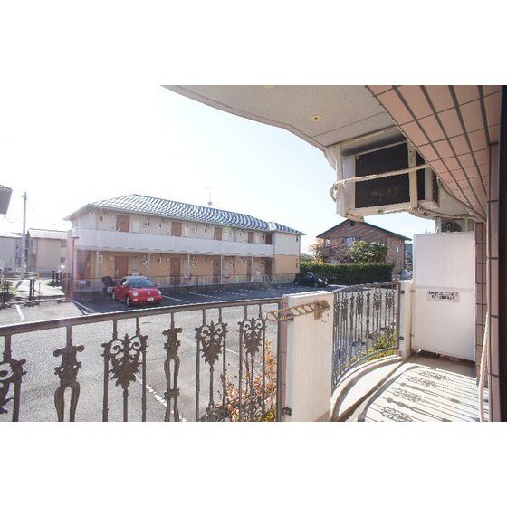 ルミエール中居　壱番館の物件内観写真