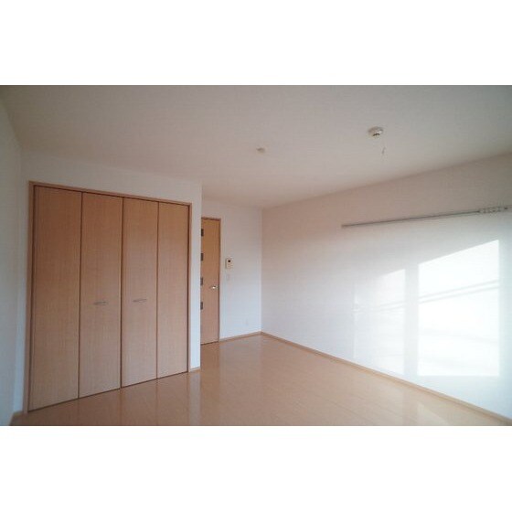 グランモンターニュの物件内観写真