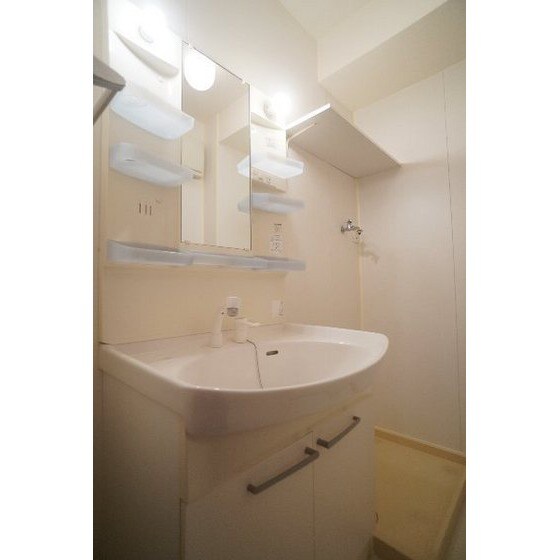 グランモンターニュの物件内観写真