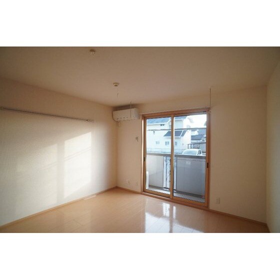 グランモンターニュの物件内観写真