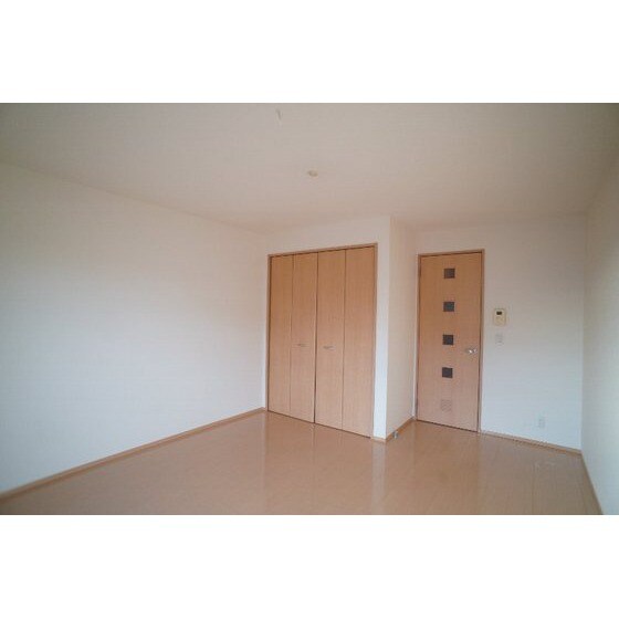 グランモンターニュの物件内観写真