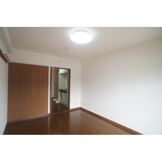 ガーデンプレイス中居町の物件内観写真