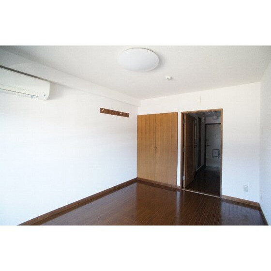 ガーデンプレイス中居町の物件内観写真