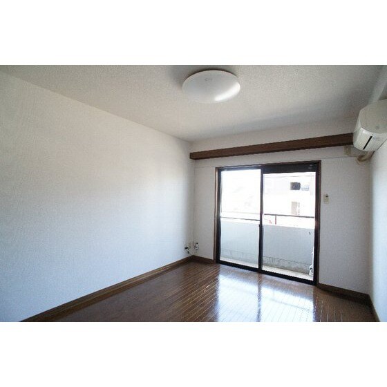 ガーデンプレイス中居町の物件内観写真