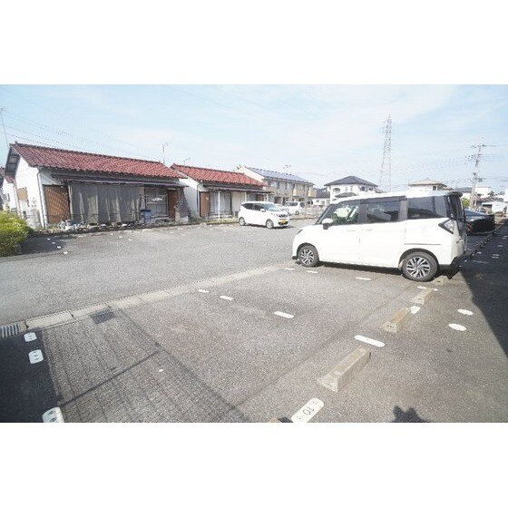 レフィナードの物件外観写真