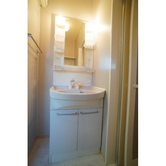 レフィナードの物件内観写真