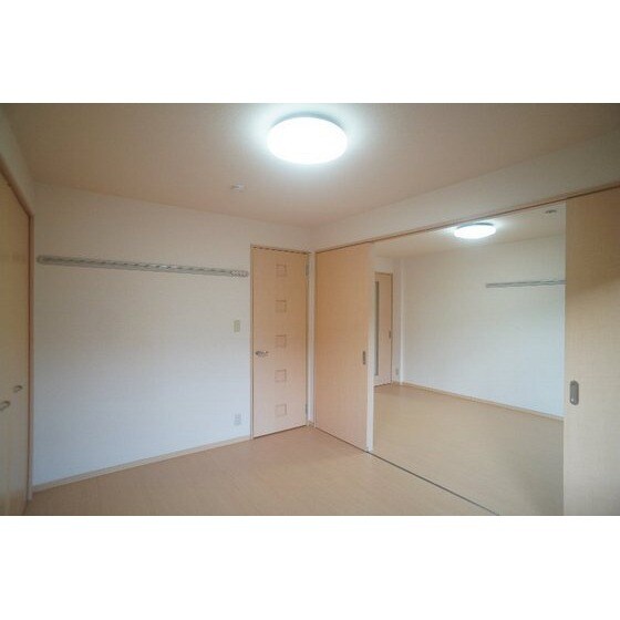 レフィナードの物件内観写真