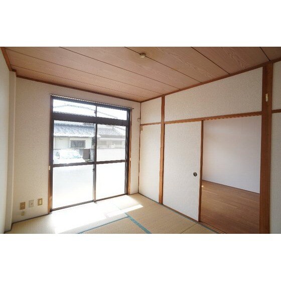 倉栄ハイツの物件内観写真