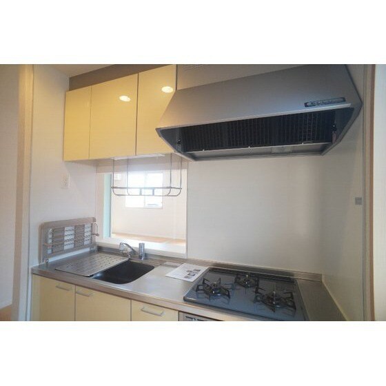 シルクツリーガーデンの物件内観写真