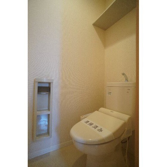 シルクツリーガーデンの物件内観写真