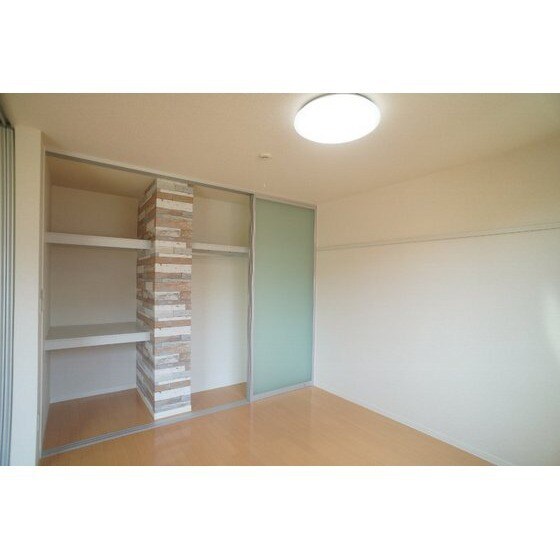 シルクツリーガーデンの物件内観写真