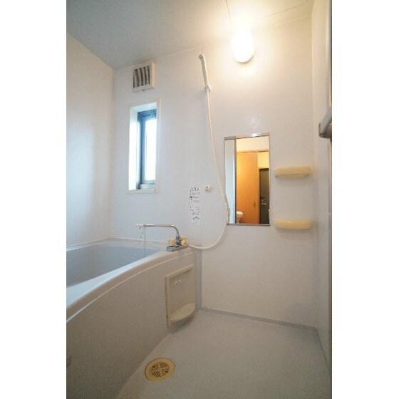 レトアフリーゼの物件内観写真