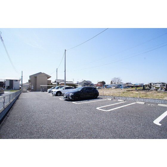 ルミナスの物件外観写真