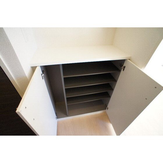 グラティア上中居の物件内観写真