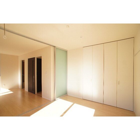 グラティア上中居の物件内観写真