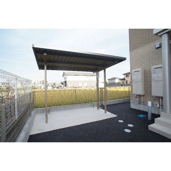 ヴィアーレの物件外観写真