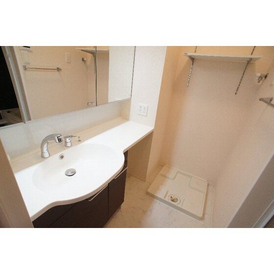 ヴィアーレの物件内観写真