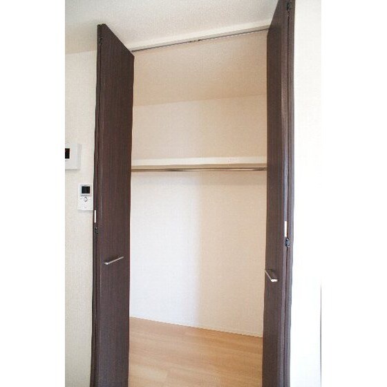 ヴィアーレの物件内観写真