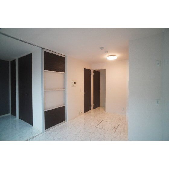 グラン・ブルーエスターテ矢中の物件内観写真