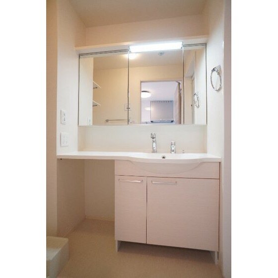 グラン・ブルーエスターテ矢中の物件内観写真