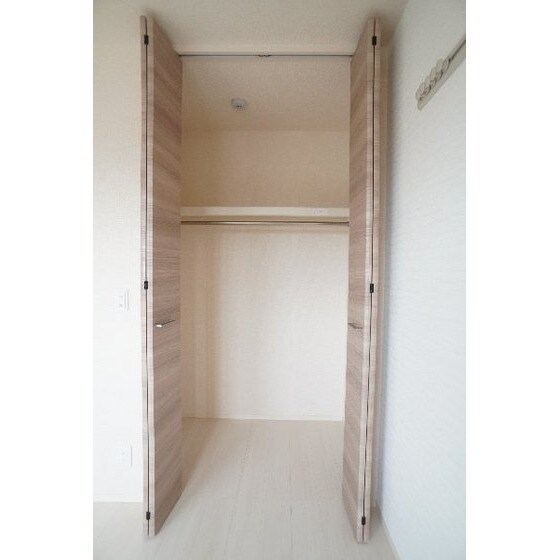 グラン・ブルーエスターテ矢中の物件内観写真