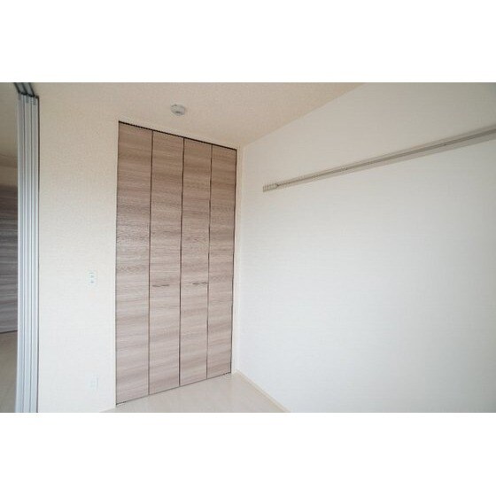 グラン・ブルーエスターテ矢中の物件内観写真