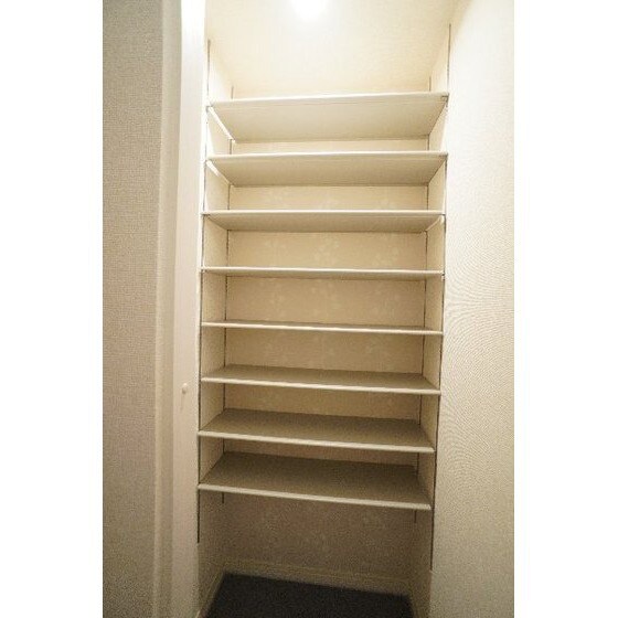 グラン・ブルーエスターテ矢中の物件内観写真