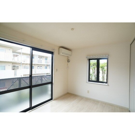 メゾン・ひこばえの物件内観写真