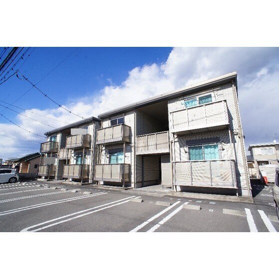 ルミエールの物件外観写真