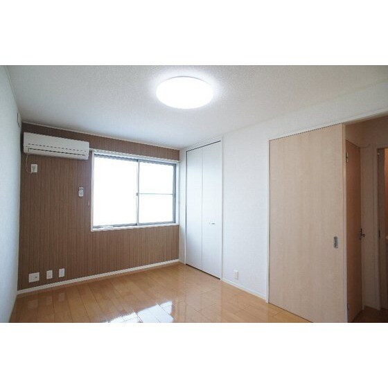 ルミエールの物件内観写真