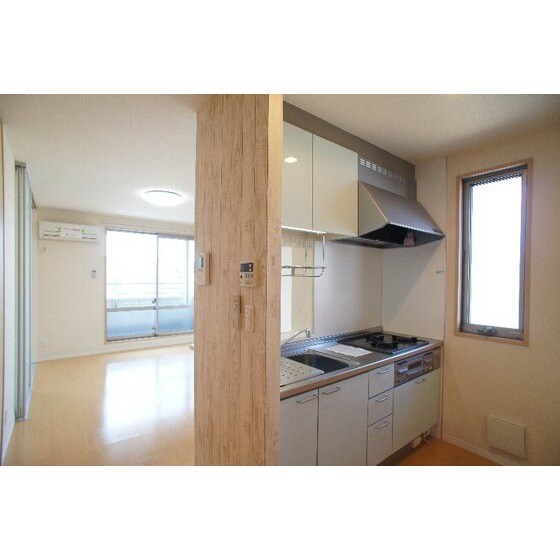 ウィステリアＢの物件内観写真