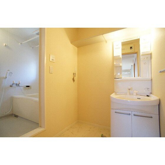 ウィステリアＢの物件内観写真