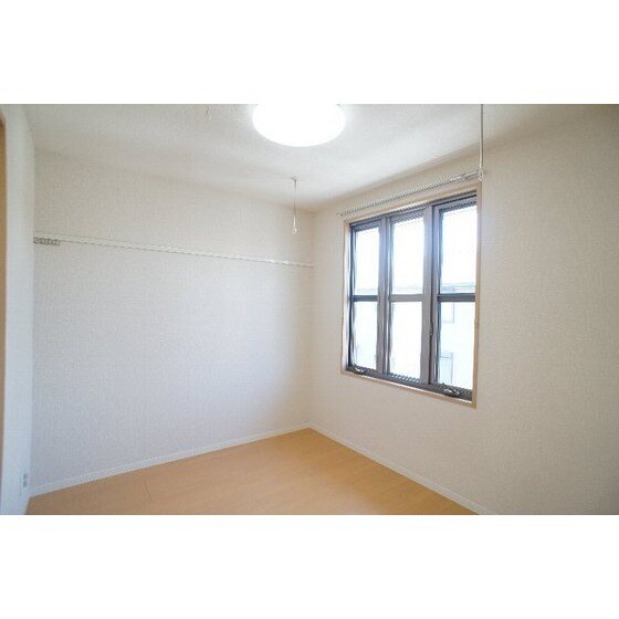 ウィステリアＢの物件内観写真