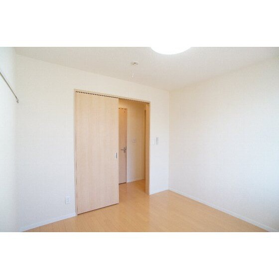 ウィステリアＢの物件内観写真