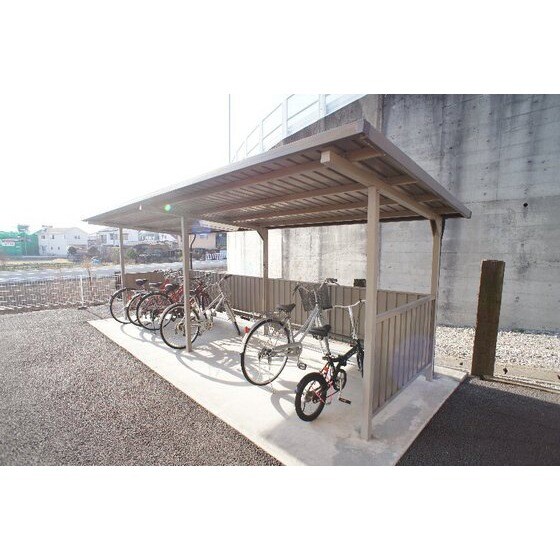 プリムヴェールの物件外観写真