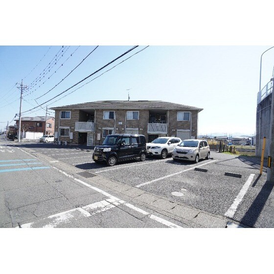 プリムヴェールの物件外観写真