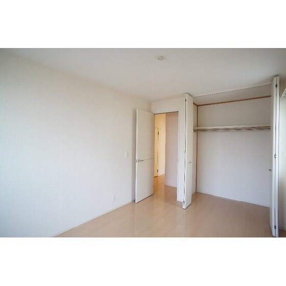 プリムヴェールの物件内観写真