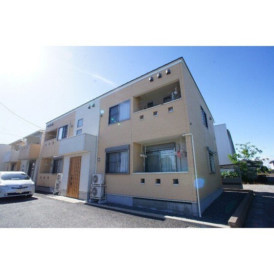 カルミアAの物件外観写真