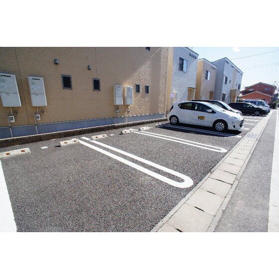 カルミアAの物件外観写真