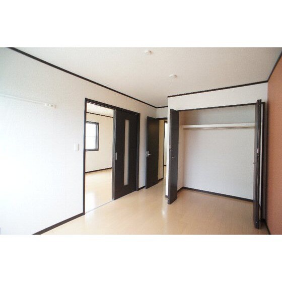 カルミアAの物件内観写真