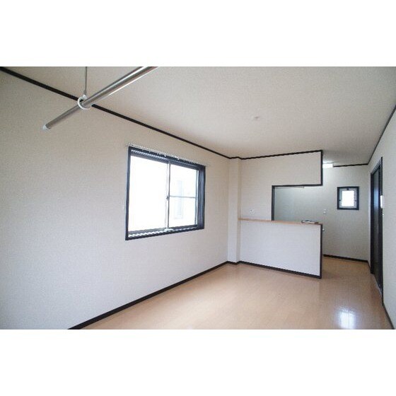 カルミアAの物件内観写真