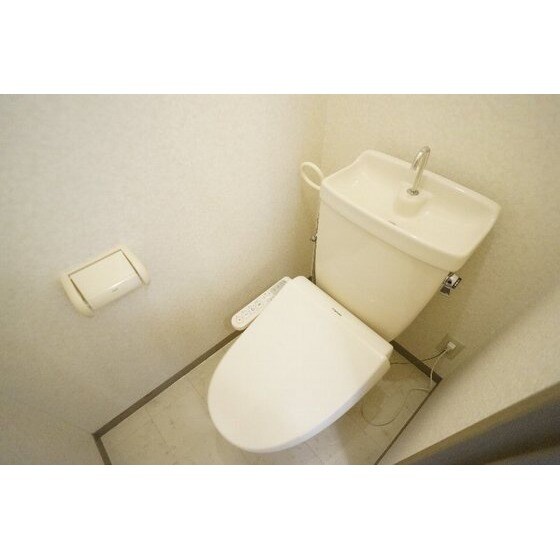 ウェルフィールドＡの物件内観写真