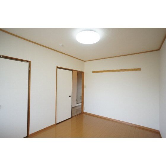 ウェルフィールドＡの物件内観写真