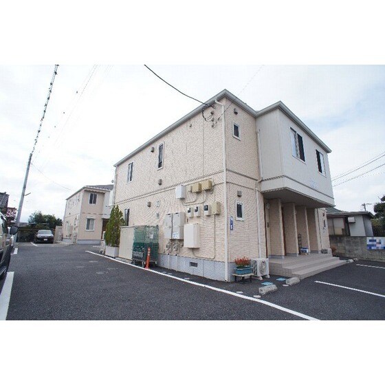 メゾンドブラン・ヨシイの物件外観写真