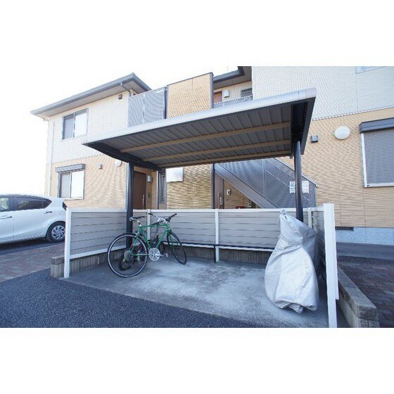 クレスト城の物件外観写真