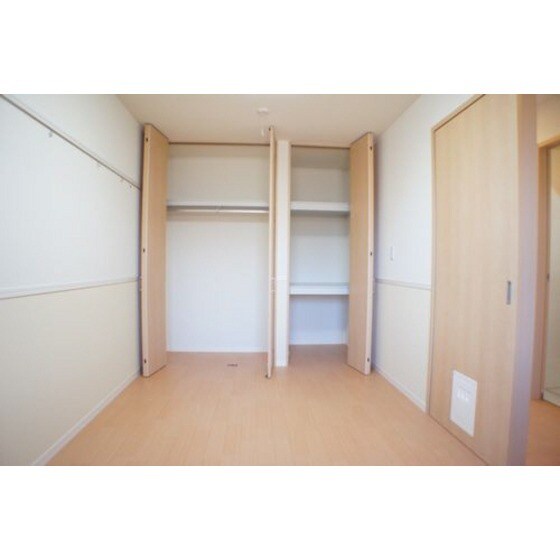 クレスト城の物件内観写真