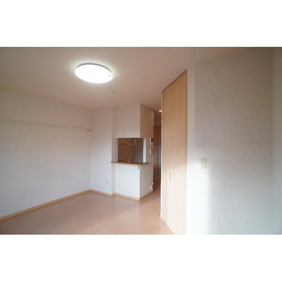 ウィザードＥの物件内観写真