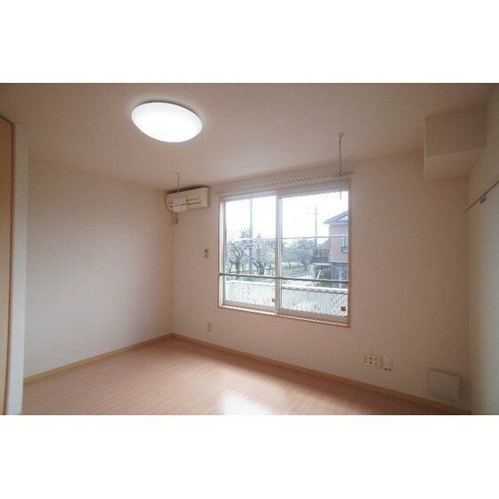 ウィザードＥの物件内観写真