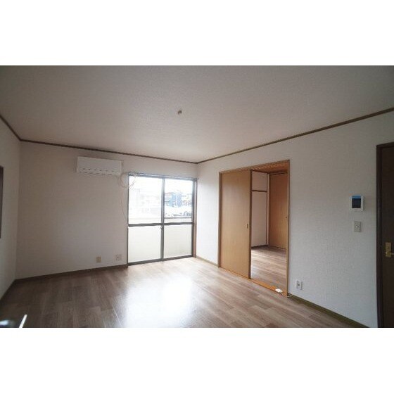 ツインピアⅡの物件内観写真